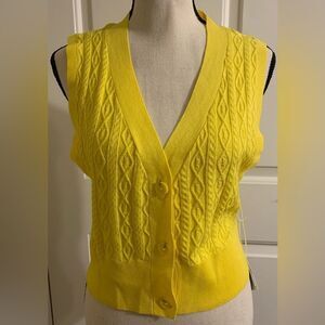 Luvlink woman’s light sweater